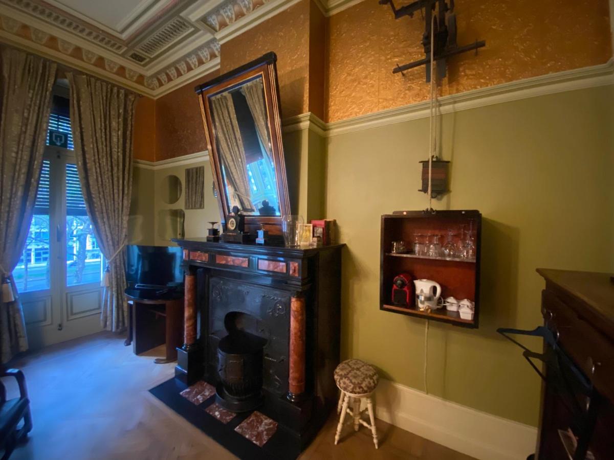 The Museum - Au Lit, Jerome! Bed & Breakfast แอนต์เวิร์ป ภายนอก รูปภาพ